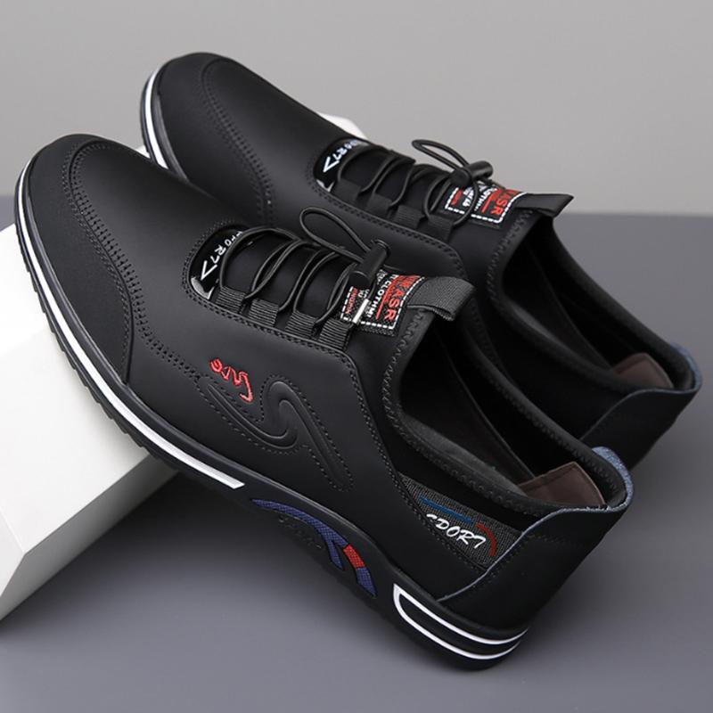 

Модные весенние мужские кроссовки для бега, кроссовки из кожи, мужская повседневная обувь, удобные ленивые туфли на плоской подошве для мужчин, новые мужские спортивные кроссовки для ходьбы 44 чёрный