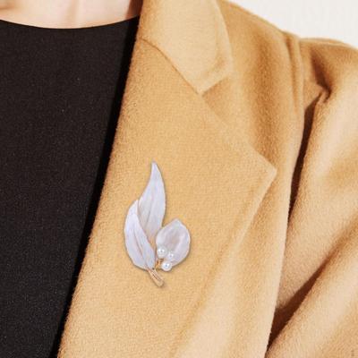Broches y joyería para el cuerpo