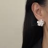 Exquisite Three-dimensional Silver Flower Petal Stud Earrings, High-end Light Luxury, Cold, Fresh and Smart, Fashionable Daily Earrings Women