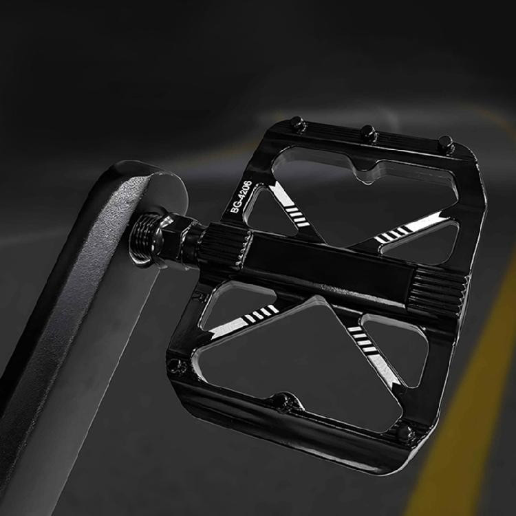 Nonslip Bicycles Pedals Flat Platform Sealed Bearing Footboards 9/16Inch Thread Mountain Bicycles Footrest Bikes Pedals