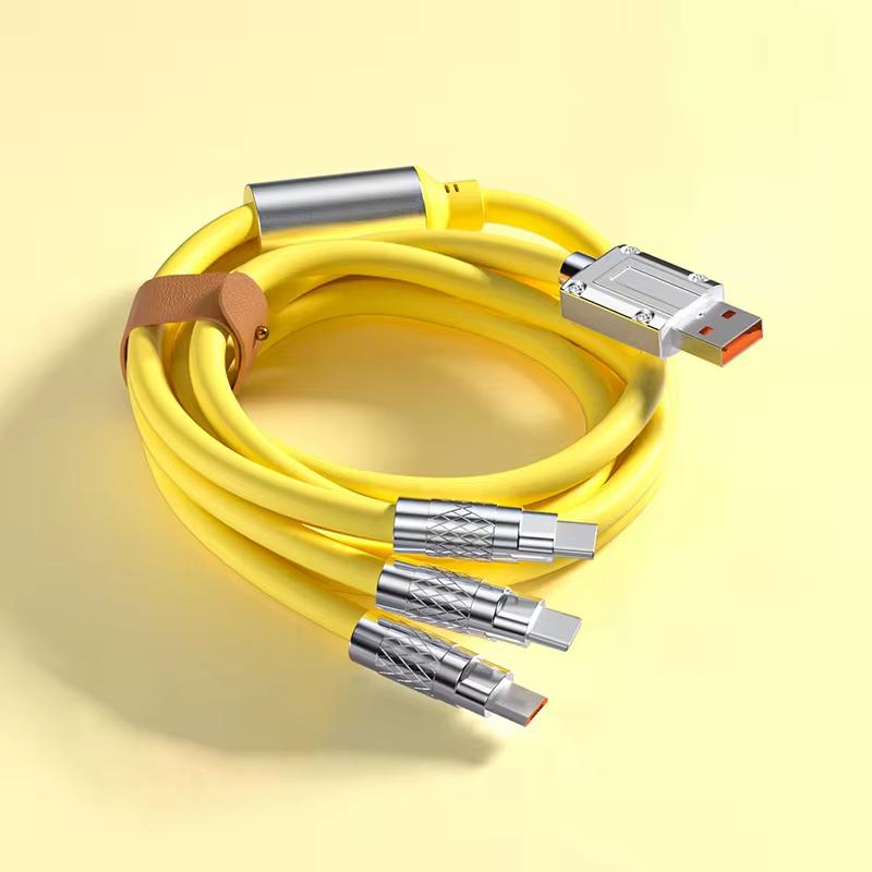 High Quality 6A 3-in-1 120W Metal Data Cable Super Fast Charging for iPhone and for Huawei Type-C USB for Car Use