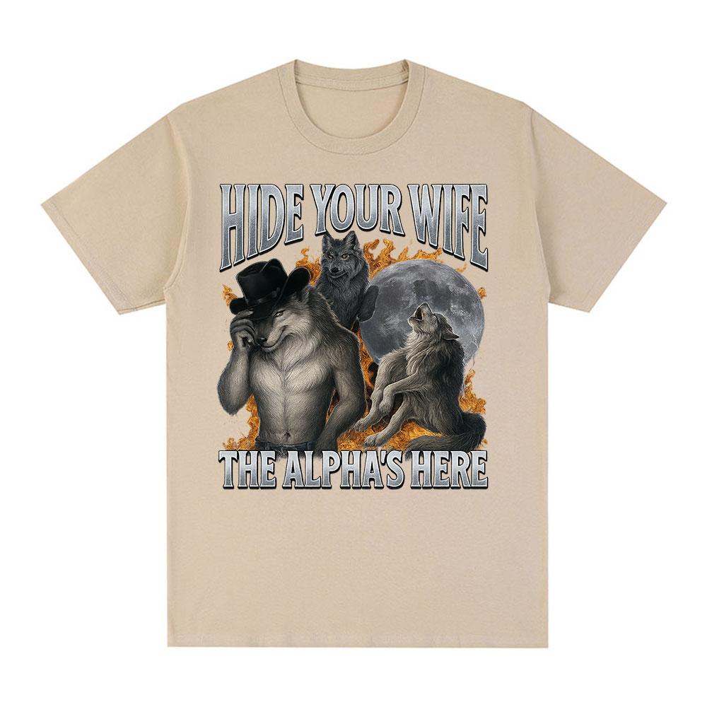 Hide Your Wife Alpha Here. Fun Werewolf Emoji Graphic T-shirt for Men. Fashionable Hip-hop Casual Cotton Short-sleeved