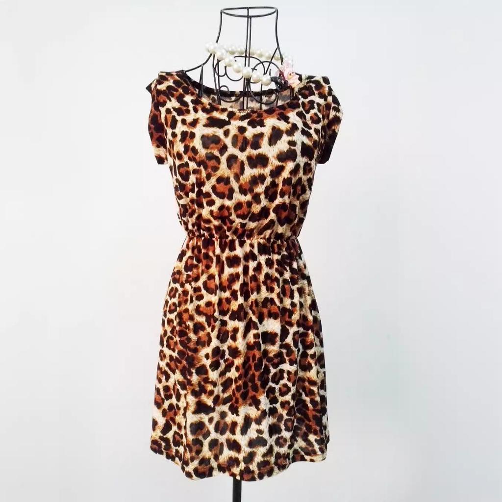 European & American Leopard Print Sexy Club Dress - Casual Short Sleeve, Round Neck, Pleated Princess Style for Women