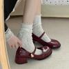 Francouzské ležérní červené jednoduché boty na silném podpatku malé kožené boty dámské nové jarní a podzimní retro sukně Mary Jane boty