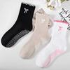 3 Paar Anti-Rutsch-Griff Pilates-Socken Reiner Baumwoll-Atmungsaktive Yoga-Socken Hohe Elastizität Schweißabsorbierend Mittelhohe Socken