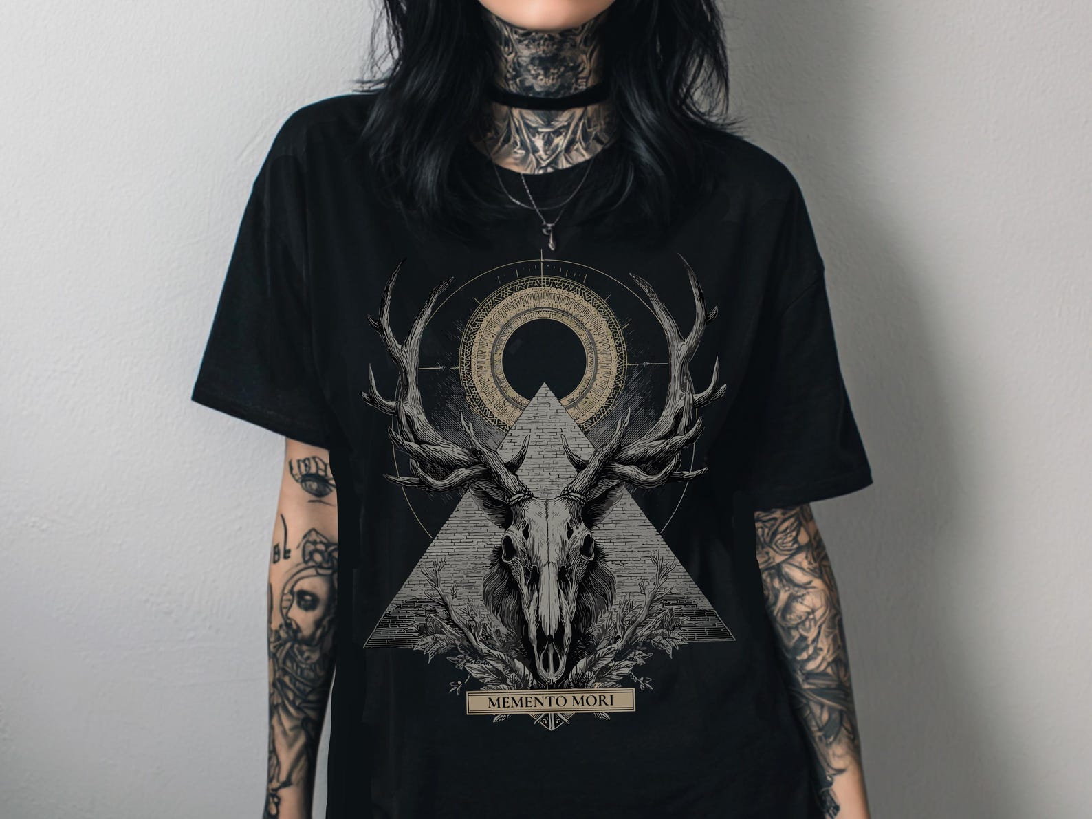 Memento Mori Deer Skull Goth Graphic T-Shirt, Unisex Dark Cottagecore Witchy Shirt, Mystical Dark Academia Clothing Occult Goth Gift For Her 3XL