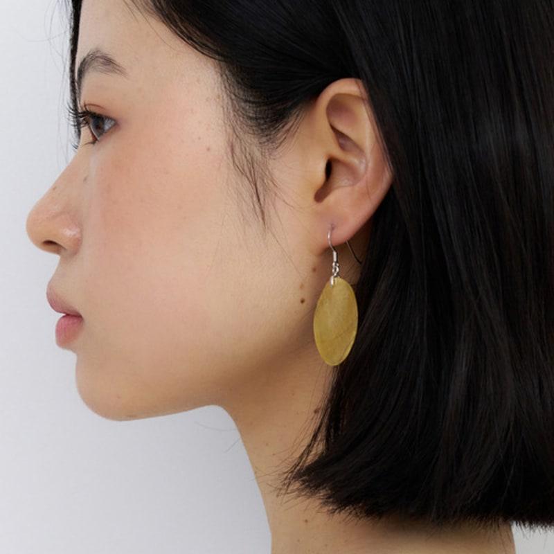 Geegee Mother of Pearl Drop Earring - Yellow