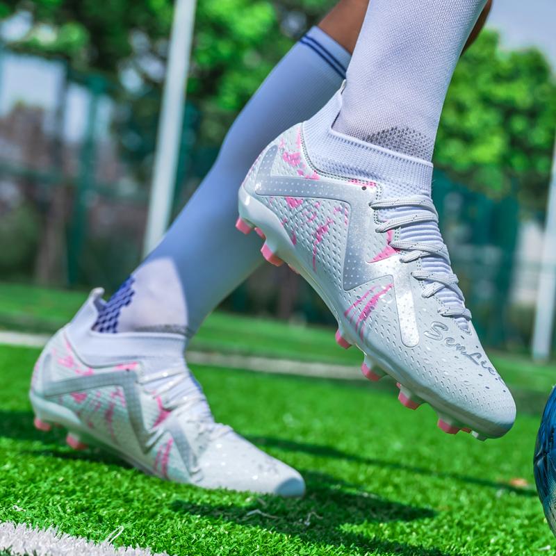 Professional Soccer Shoes Men Anti-slip Lace-up Long Sports Shoes Men Grass Wear-resistant Ultra-light Football Boots Men