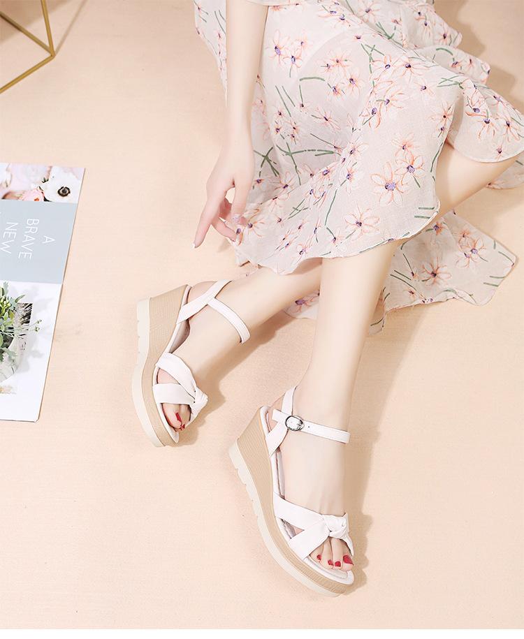 2025 Sommersko Damer Høye Hæler Sandaler Kilehæl 7cm Sommerferie Plattform Grønne Beige Sko