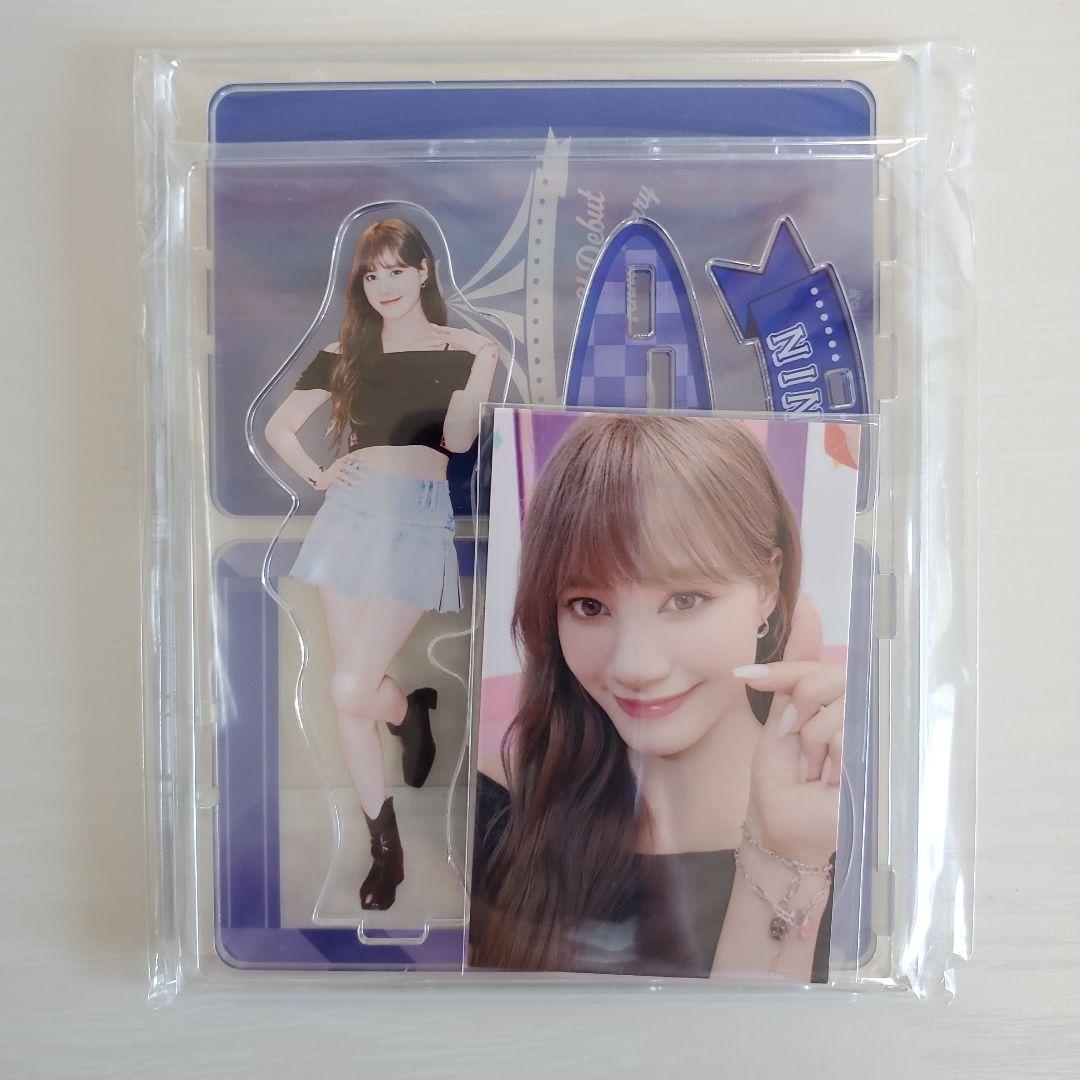 

[USED] NiziU Nina 3rd Anniversary Merchandise Photo Card Stand Acrylic Stand