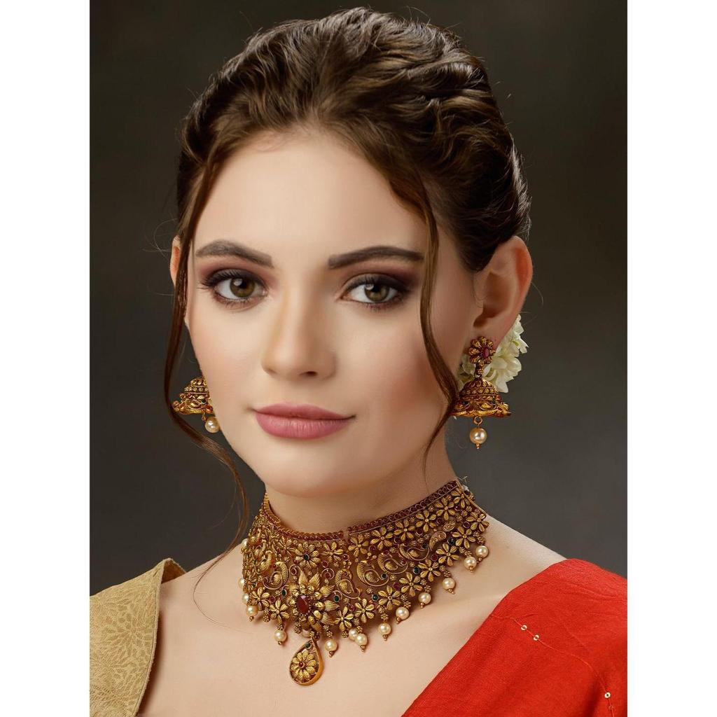 Neuestes Stilvolles Ausgefallenes Perlen-Choker Traditionelles Schmuckset für Damen | Tempel-Halsketten-Set | Festliches Hochzeits-Party-Halsketten-Set