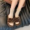 Pantufas Peludas de Sola Grossa com Estampa de Leopardo para Roupa Exterior Feminina Fashion, Novas Pantufas de Algodão para Casa da Moda Outono e Inverno