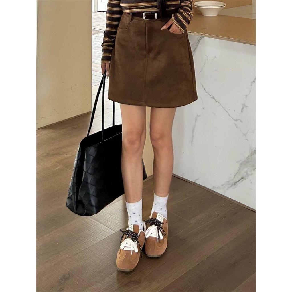 Petite Brown Suede A-Line Half-Skirt: High-Waist, Hip-Hugging Style for Spring & Autumn