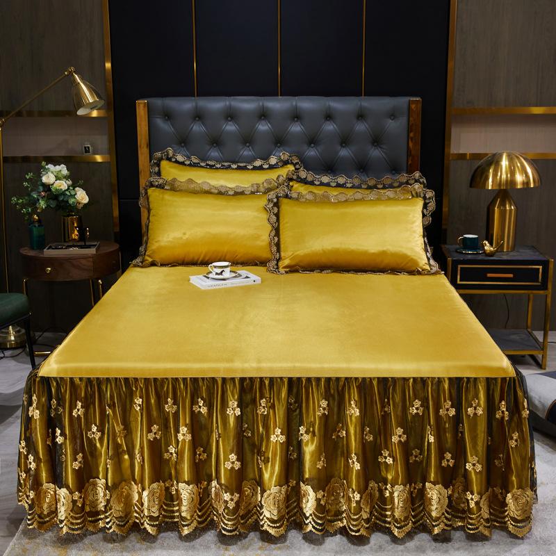 Blondertilpasset laken Luksus sengetøysett Romantisk ismatte sammenleggbare broderte laken Lin Sengetøy Queen Sengeteppe med skjørt