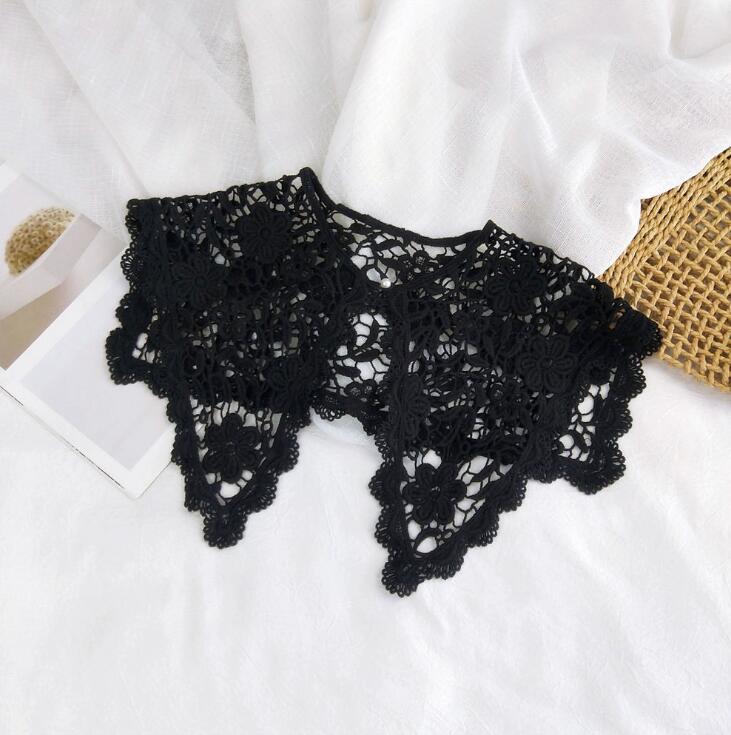 Vintage Shawl O-Neck Doll Fake Collar Shirt Women Hollow Crochet Lace False Collar Detachable Woman Half Shirt Faux  Col