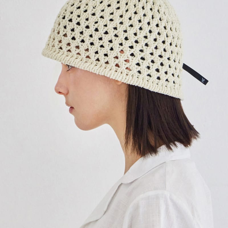 VARZAR VZ Long Label Punching Knit Bucket Hat Ivory