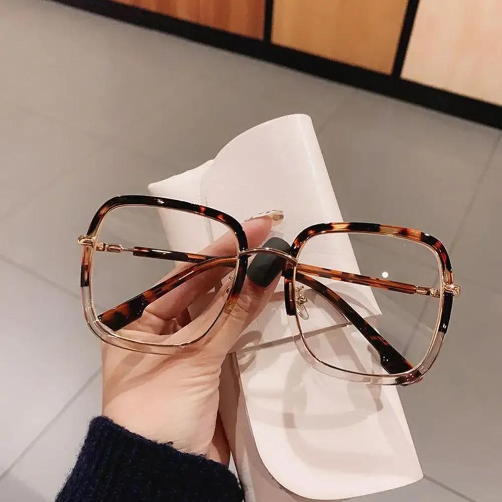 1PCs Fashion Oversized Square Women Glasses Frame Vintage Clear Anti-Blue-Ray Eyewear Men Optical Pink Frame Computer Goggle