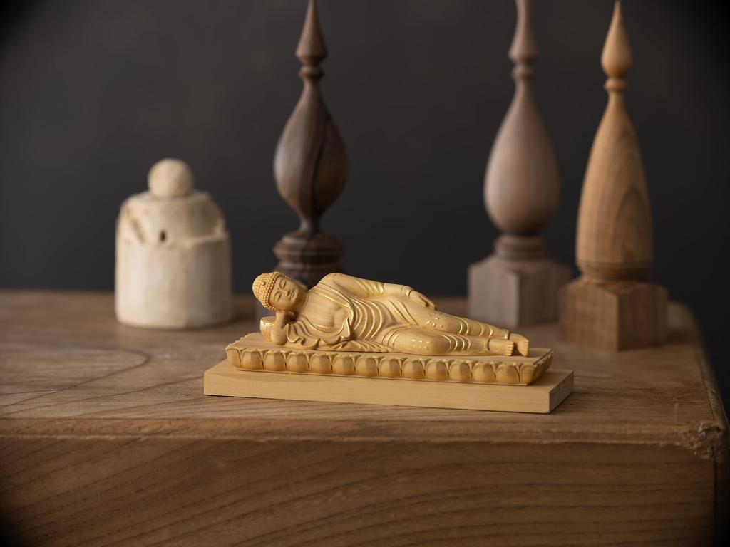 Tiny Buddha Shaka Nirvana 4cm Shaka Nyorai Buddha Wood Ornament (wood Boxwood, Gold-dust Finish) - Figure, Carving, (GSB Shakanehanzo)