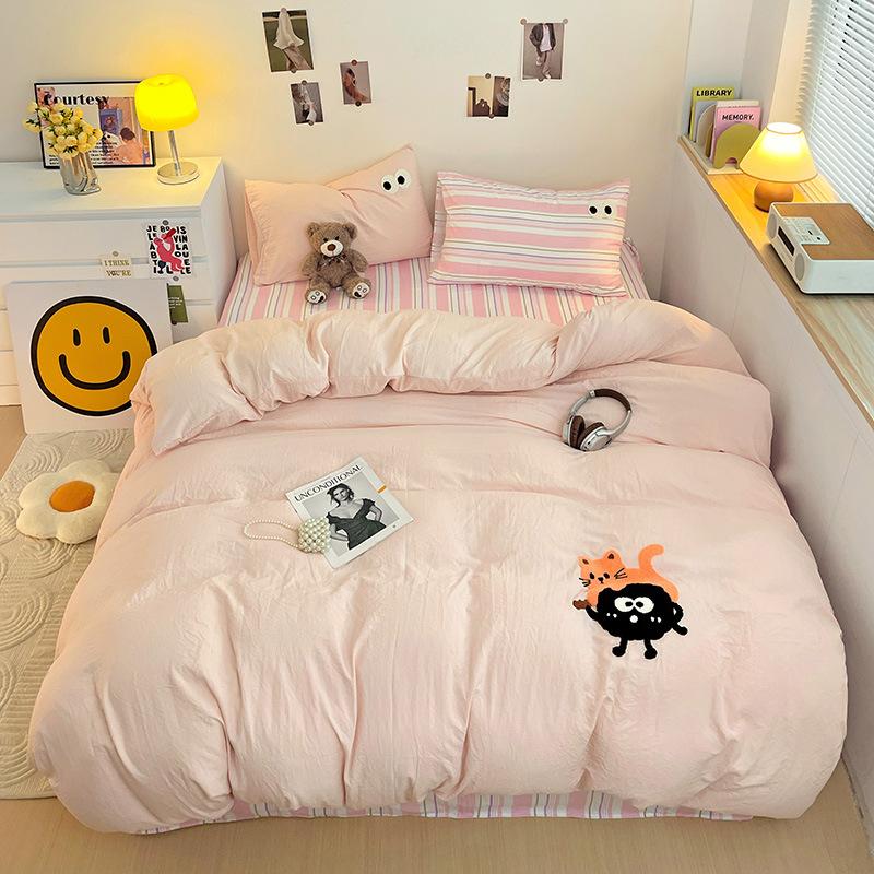 Ultra-soft Pure Cotton Four-piece Set Solid Color Soft and Comfortable Embroidered Four-piece Set Cartoon Skin-friendly Breathable Bedding