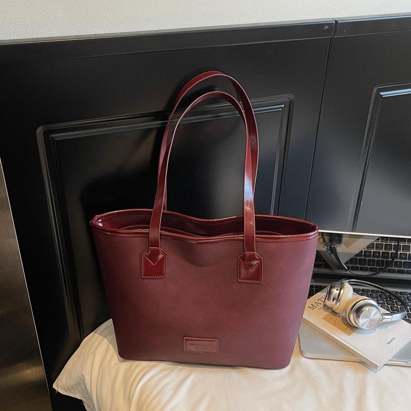 Fashion Large-capacity Bag Women's 2025 New Commuter Versatile Shoulder Bag, High-end Sense Going Out To Work Tote Bag