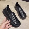 Quilted Short Plush Platform Loafers Warm Winter Shoes Thick Sole Casual Women's Shoes Autumn Comfortable Slip-On Flats Size 35