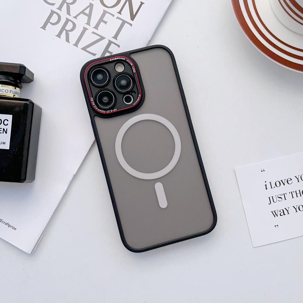 The Fine-hole Magnetic Attraction Is Suitable for The Alloy Lens of IPhone16 and The Fully Wrapped Matte Skin Feel Phone Case of IPhone 15PRO