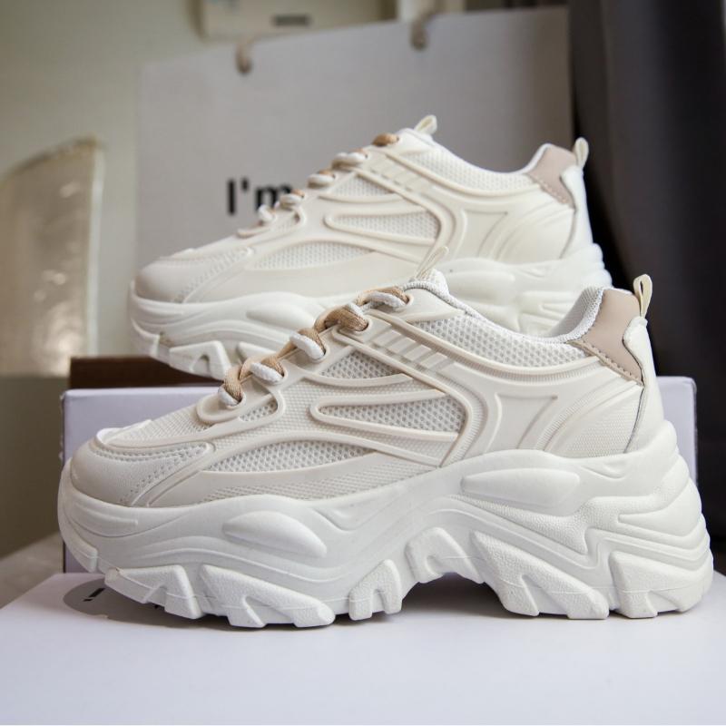 Women New Fashion Platform Sport Shoes Women 2026 New Summer Casual Chunky Sneakers Women Mesh Platform Shoes
