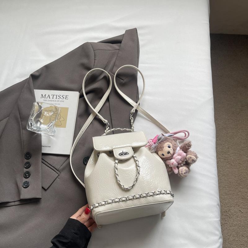 High-value Foreign-style Niche Silver Women's Backpack 2025 Summer New Mini Backpack Student Travel Schoolbag