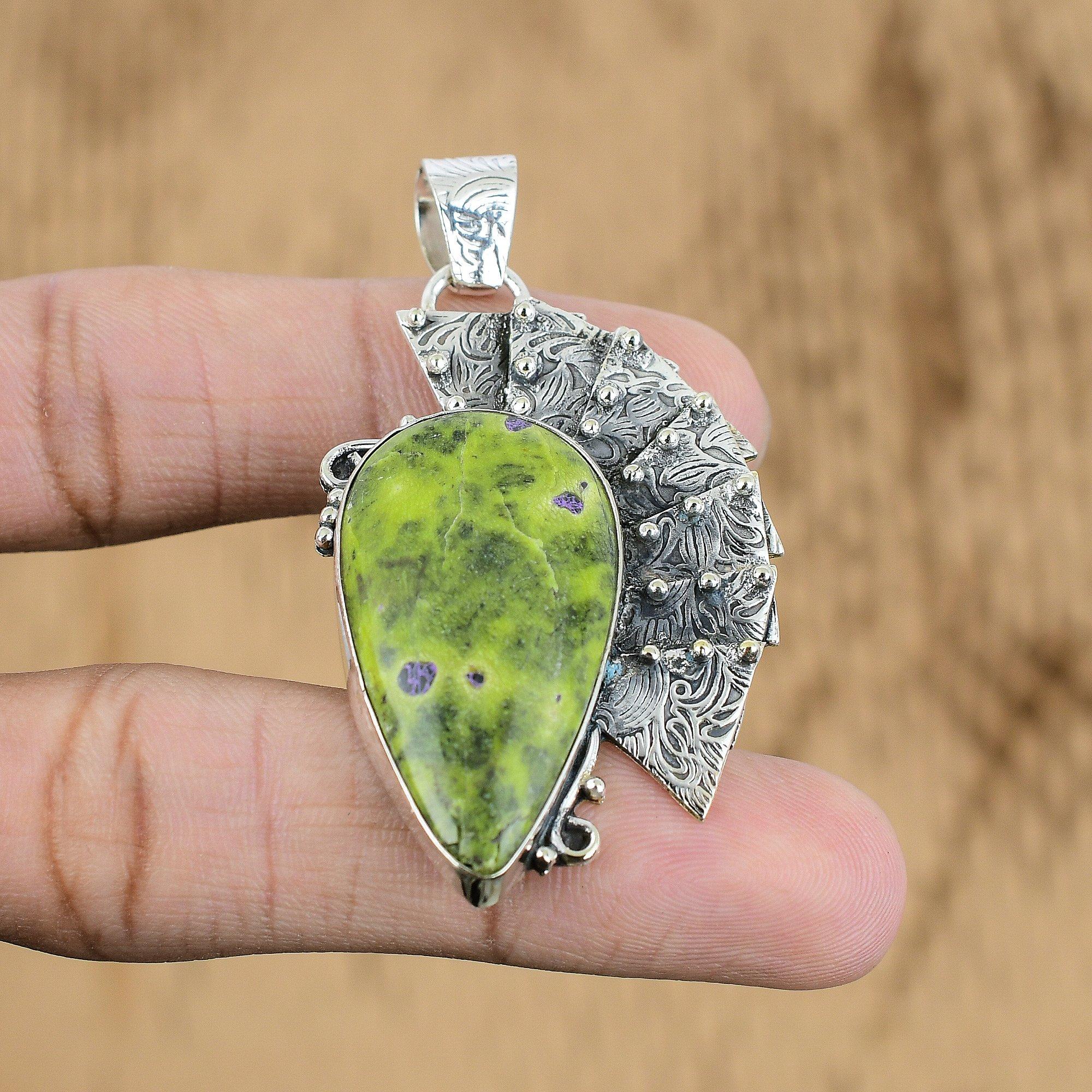 

Natural Stichtite Gemstone Pendant 925 Sterling Silver Indian Jewelry For Girls