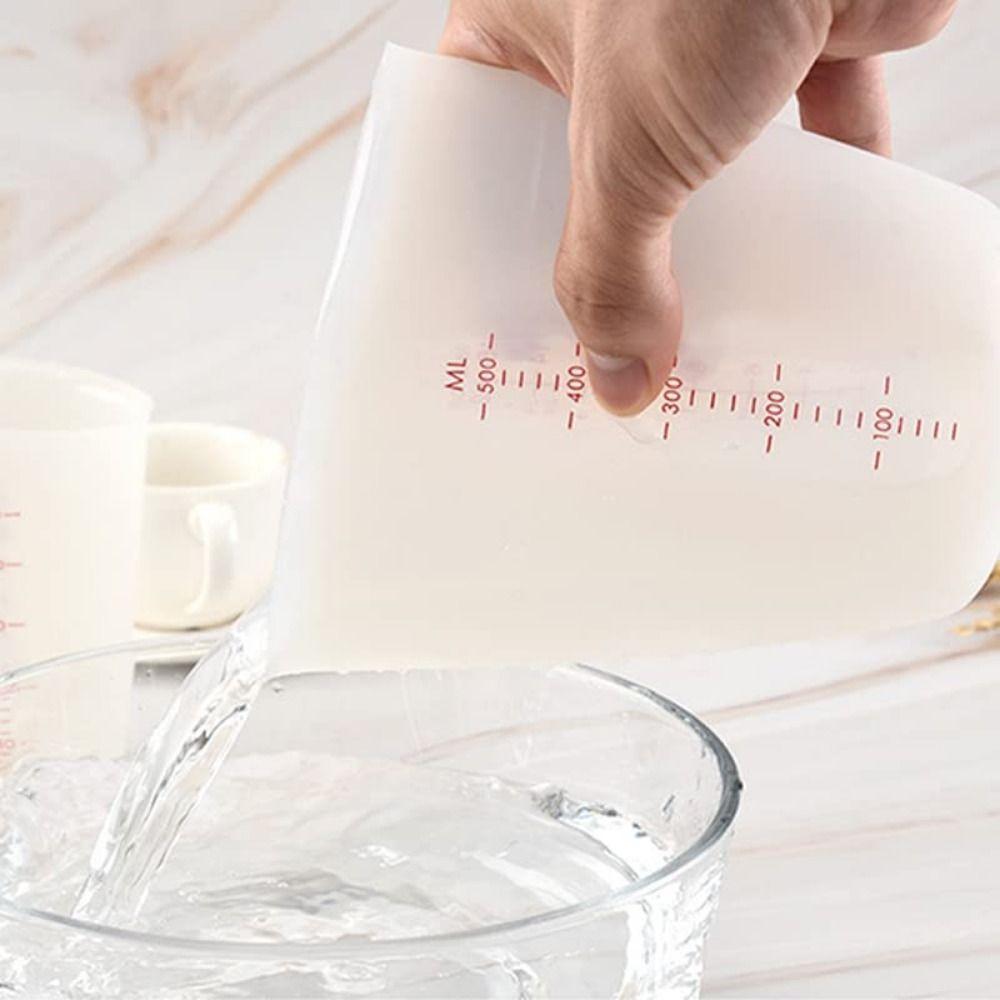 Flexible Mischbecher Doppelskala Ausgieß-Messbecher Kochgeschenke Schmelzbecher Backzubehör
