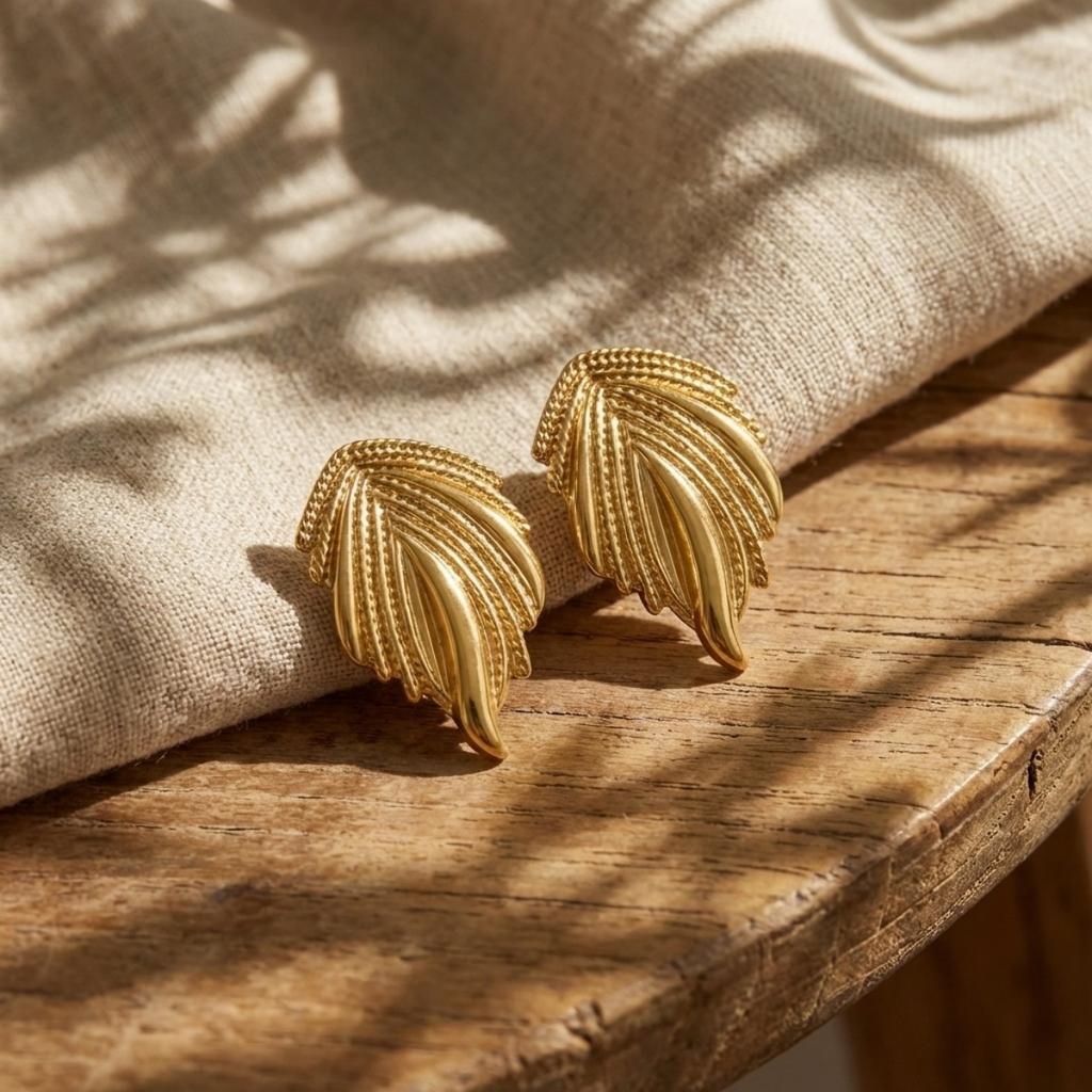 Fashion Stainless Steel Textured Feather Wings Stud Earrings For Women Men Vintage Leaf Square Earrings Minimalist Party Zircon