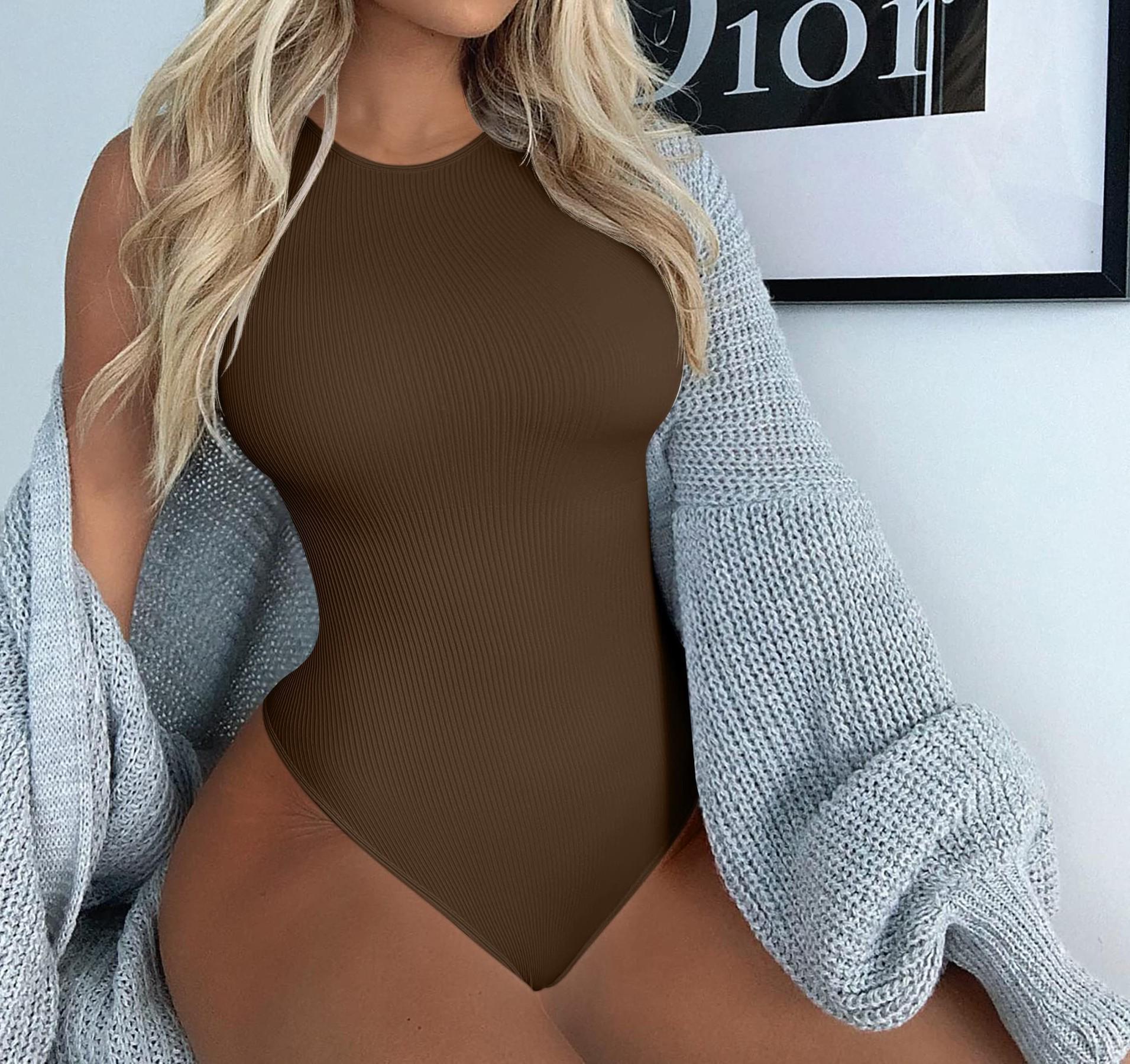 

Женский боди без рукавов с круглым вырезом на пуговицах, утягивающее M кофейный