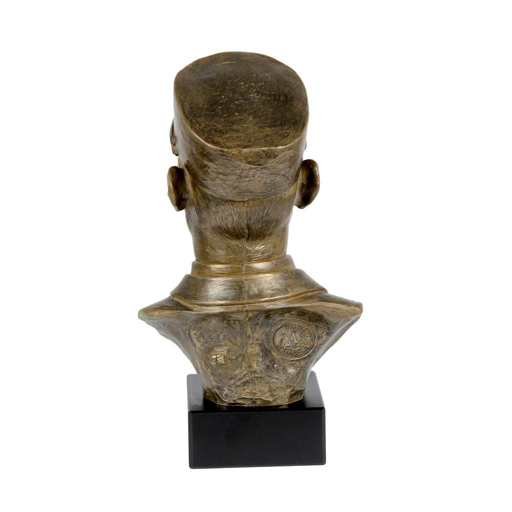 Charles de Gaulle - marble bust, statuette of a famous person, decoration for office, school, and hotel by the Art-Dog brand