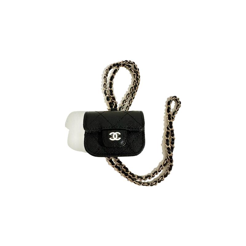 

CHANEL AirPods Pro protective case leather chain rhombus lambskin and gold metal headphone bag women s black золотой