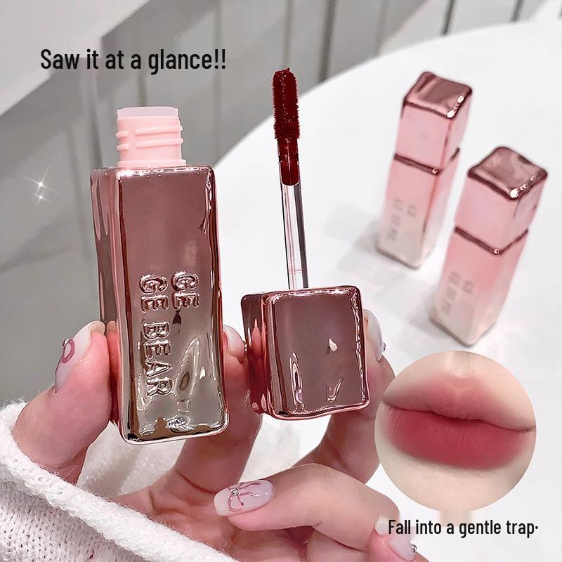 GegeBear Velvet Mist Matte Lip Mud in Pink Tender: High-Pigment, Plumping, and Long-Lasting Matte Lip Gloss for Spring/Summer.
