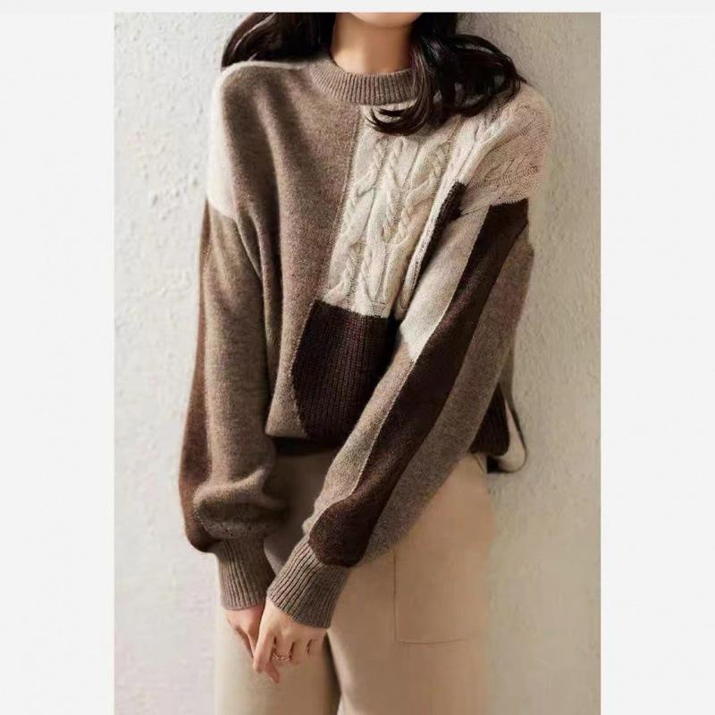 Temperamental Twist Color-blocking Round Neck Slim Sweater for Women In Autumn and Winter New Fashion Casual Pullover Long-sleeved Knitted Sweater