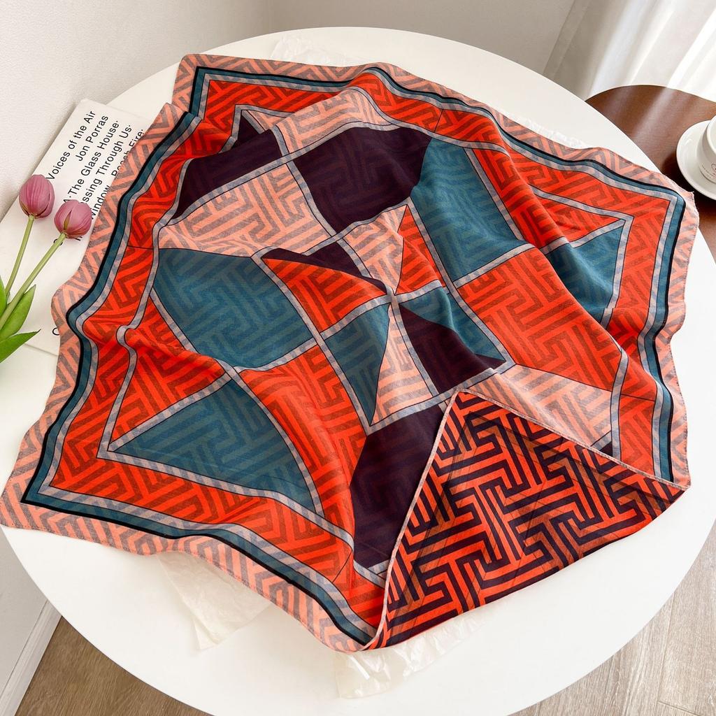 Summer new double-sided velvet scarf air-conditioned room with shawl women travel photo thin sunscreen 61 small square scarf
