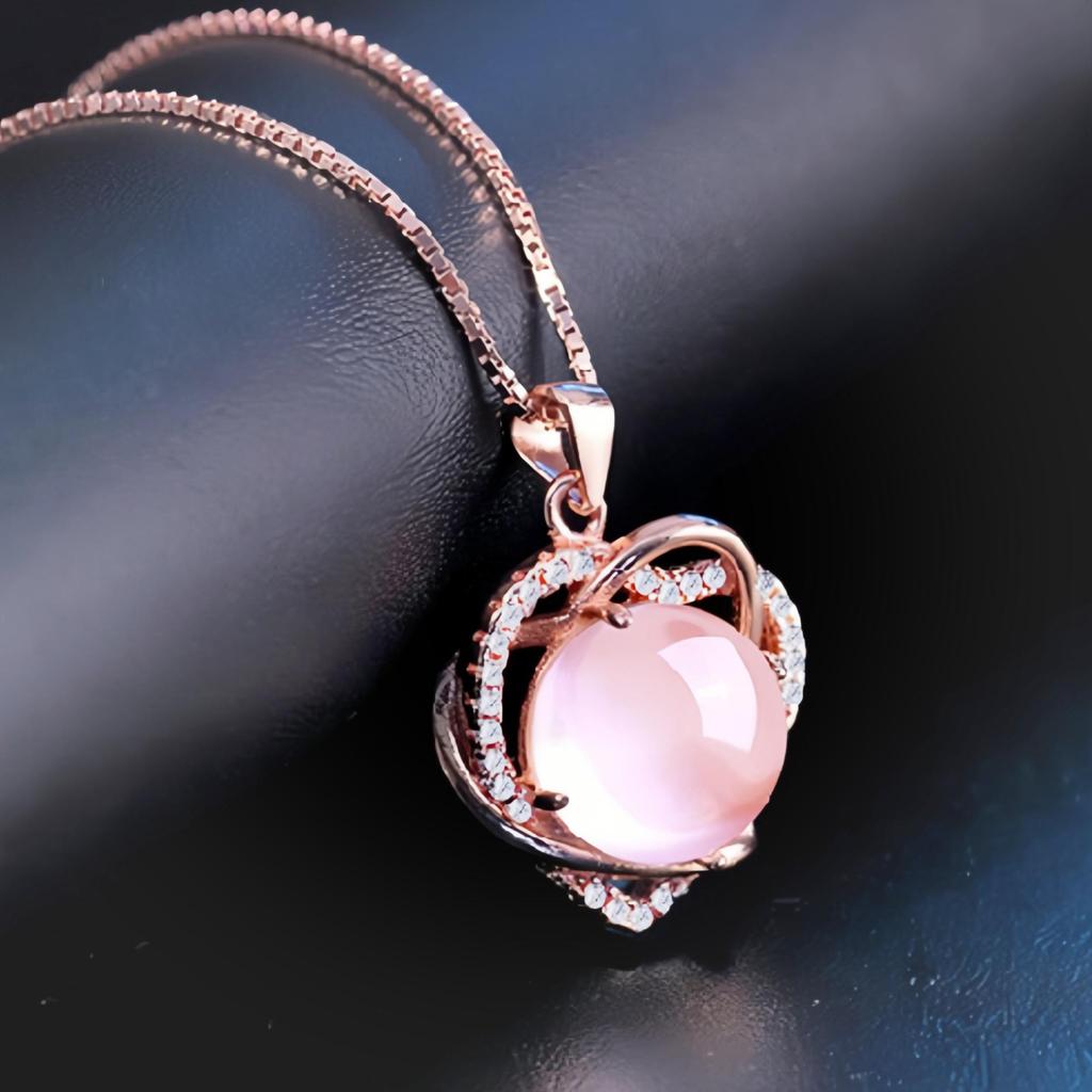 Yi Hua Double Heart Rose Quartz Pink Crystal Necklace Pendant