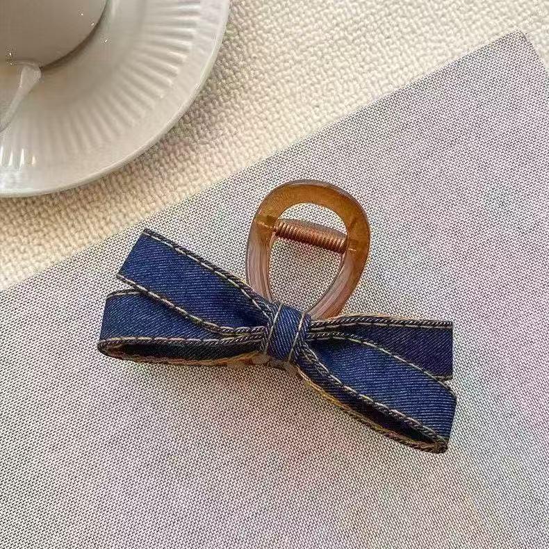 

Korean Style Denim Bow Hair Clip - Versatile Shark Clip Accessory for Buns