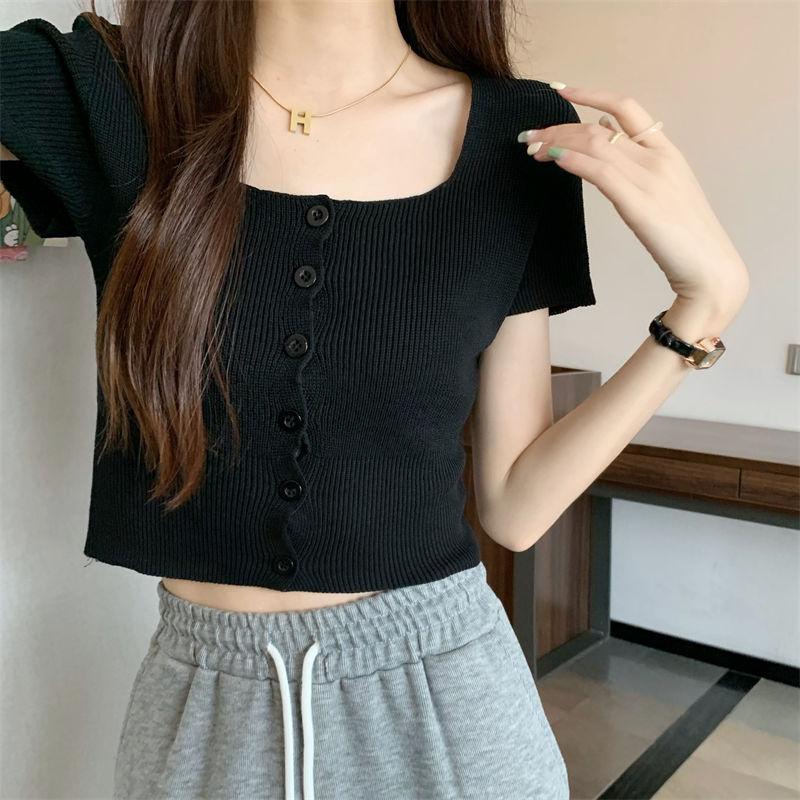 

Белая трикотажная футболка с короткими рукавами и стандартным плечом для женщин с чувством дизайна, квадратный вырез, элегантный шелковый короткий уникальный топ на лето L чёрный