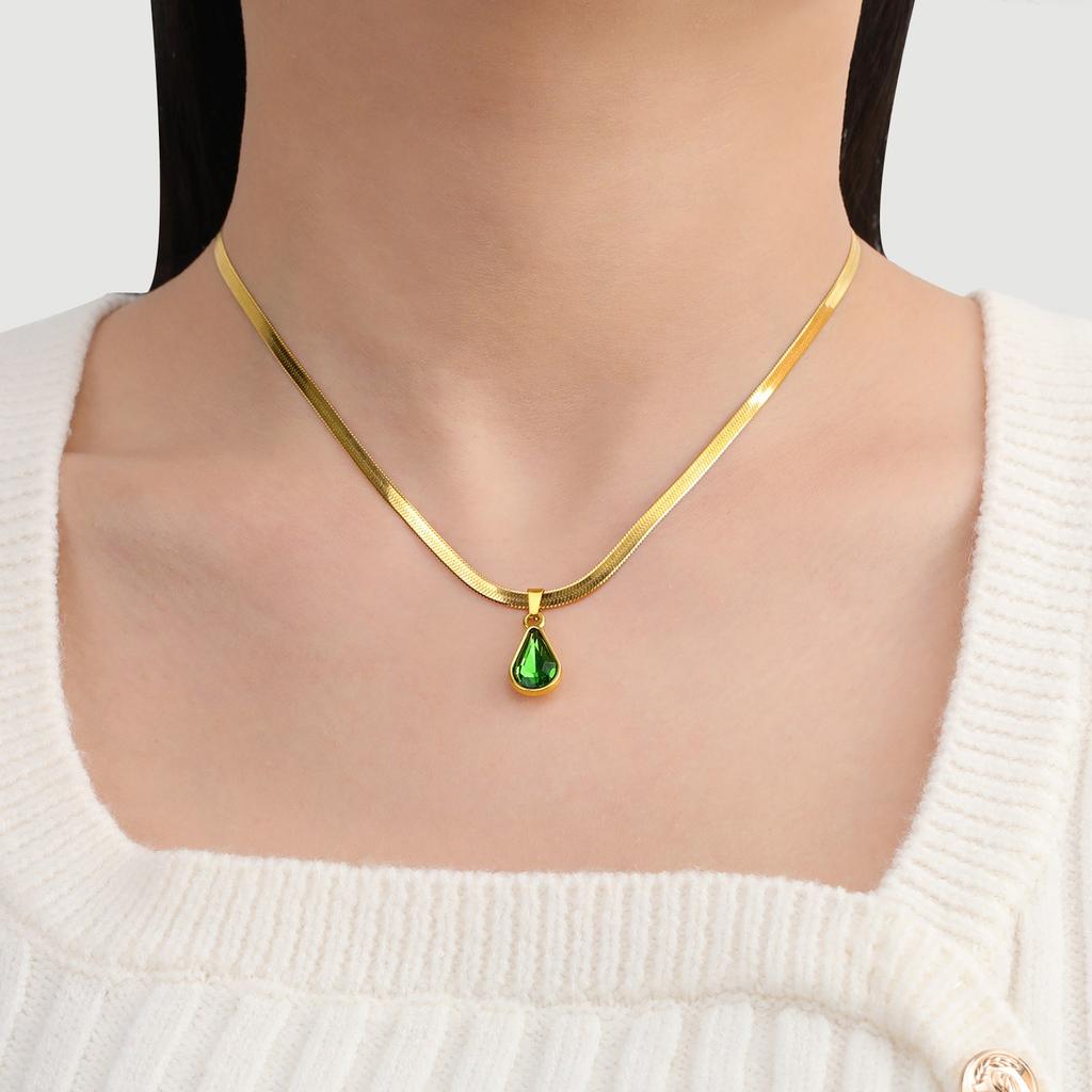 Stainless Steel Snake Chain Choker Handmade Necklace with Teardrop Crystal Charm Unique Clavicle Chain Accessories