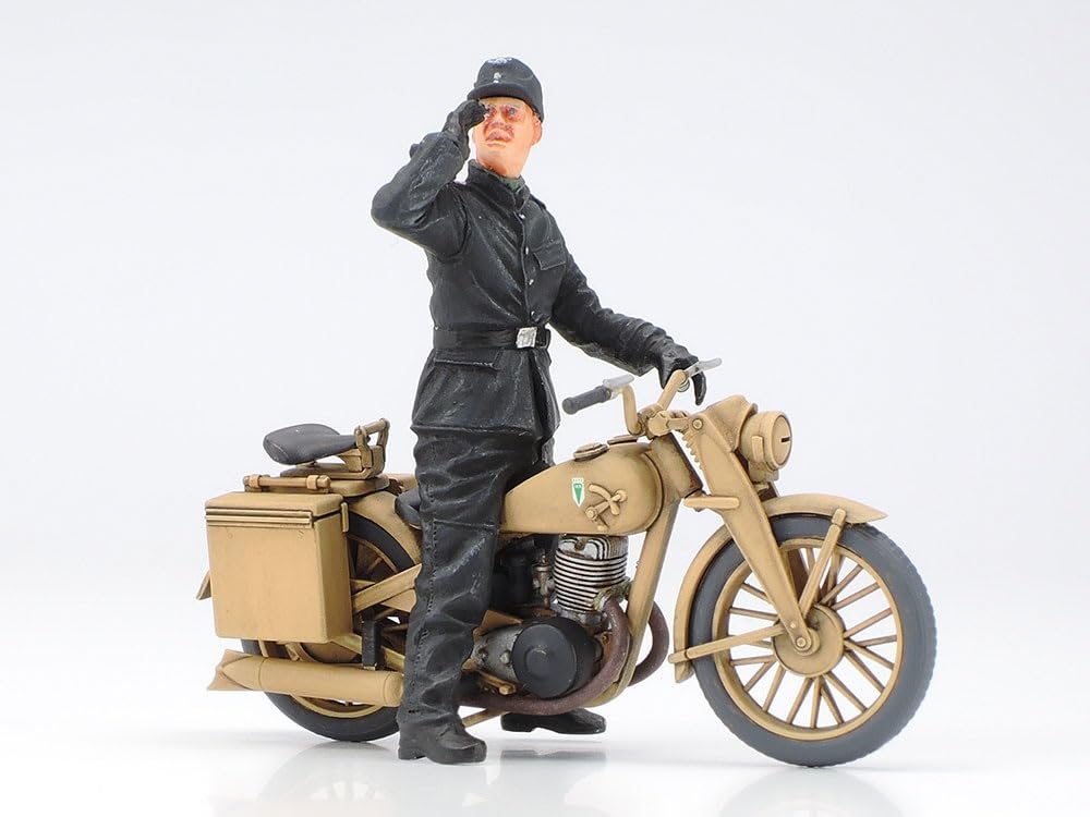 Tamiya Military Miniature Series 252 German King Tiger Ardennes Front Plastic Model Kit 35252 No. 1/35