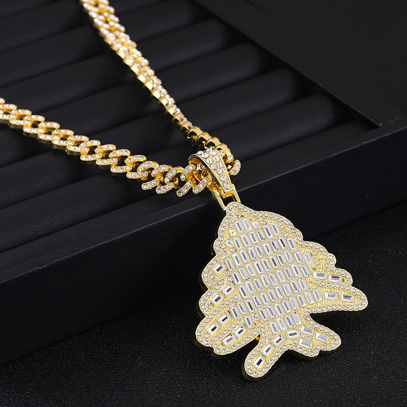 Goldener Hip-Hop-Weihnachtsbaum-Anhänger mit quadratischem Zirkon - Leichter Luxus, hochwertig galvanisierte Legierung.