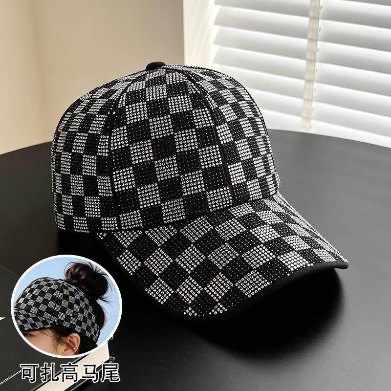 Source spot checkerboard hot diamond baseball cap women's summer daily versatile face small high ponytail cap