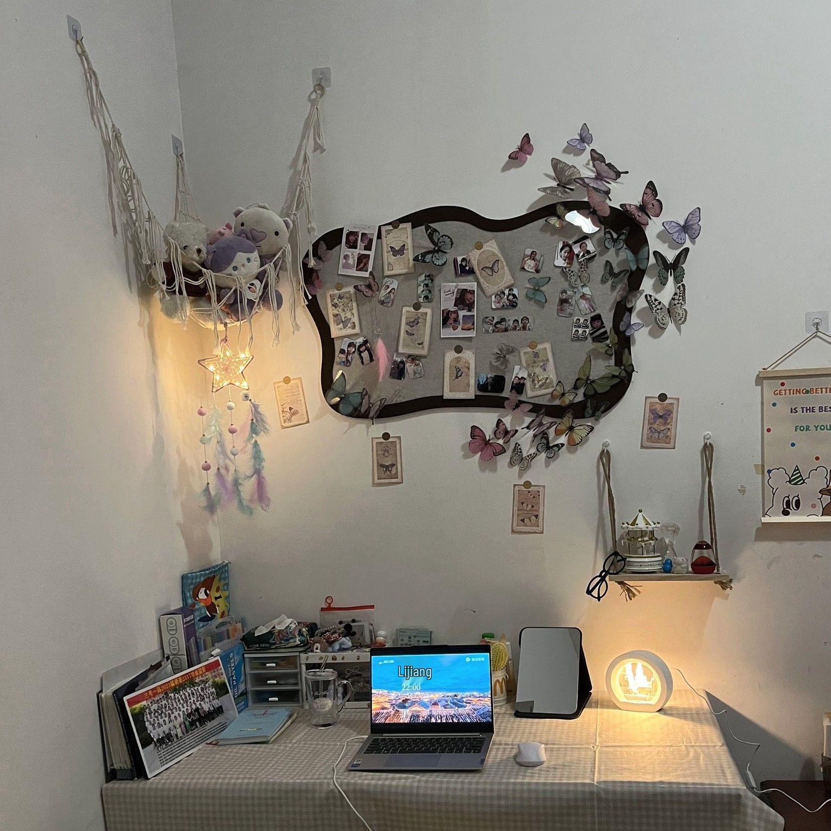 

Набор фетровой доски с 3D бабочками для декора нерегулярной фотостены в спальне или гостиной Butterfly Set: Irregular Brown