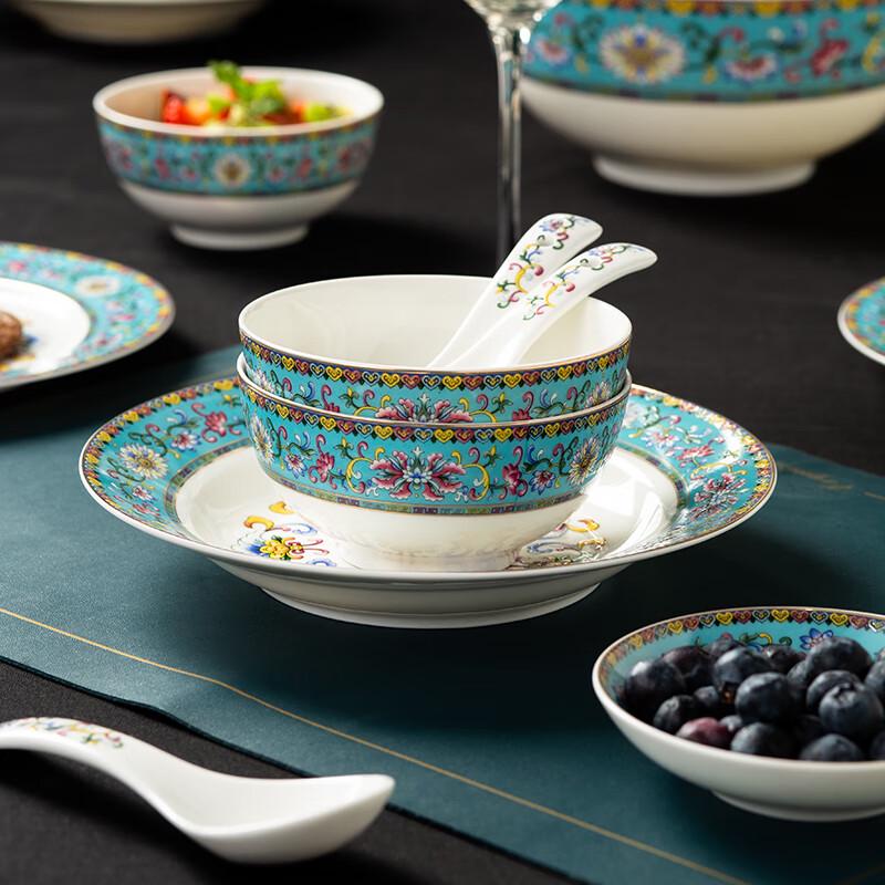 Weidu 32-Piece Grand Classic Ceramic Dinnerware Set