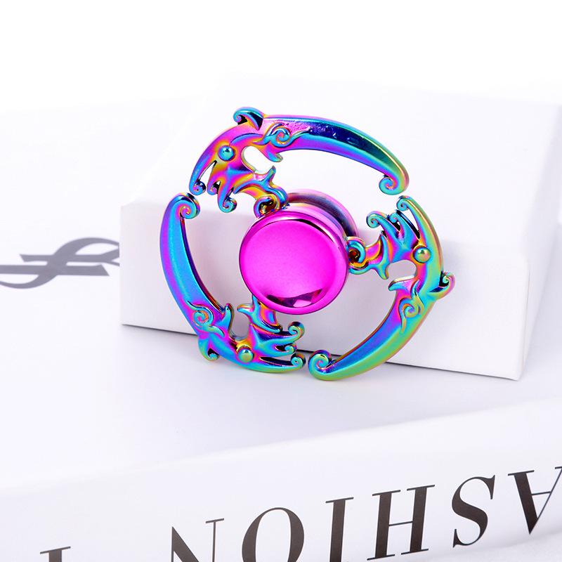 Metallischer Fidget Spinner mit landschaftlichem Motiv: Beliebtes Promi-Straßenmarkt-Dekompressionsspielzeug