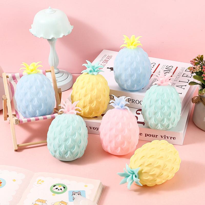 Soft Squeeze Toys Pineapple Stress Relief Ball Water Feeling Squishy Sensory Toys Water Beads Squeeze Fidget Toy Anti Anxiety