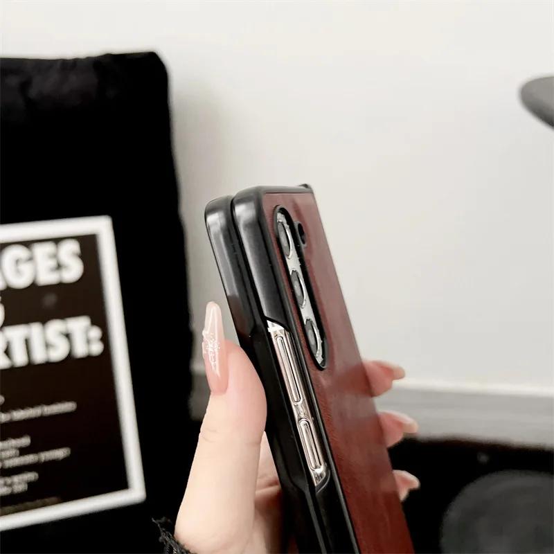 Matte Luxury Soft Leather Folding Hingle Shockproof Protection for Samsung Galaxy Z Fold 6 5 4 3 Case Back Cover Phone Accessory