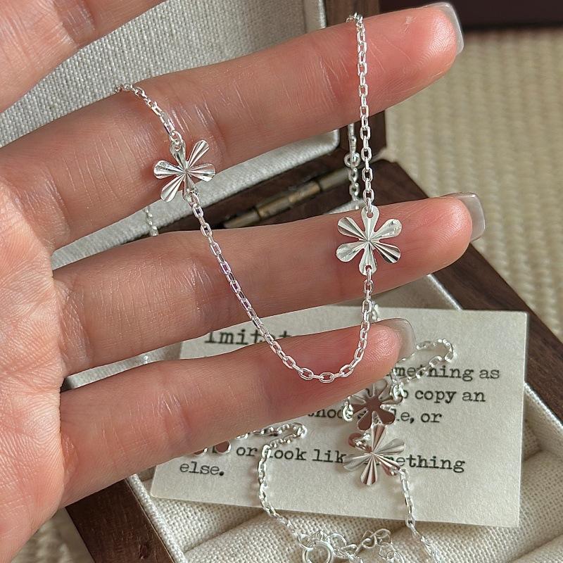 S925 Sterling Silver Niche Design Sense Retro Snowflake Necklace Korean Style Simple Fashion Collarbone Chain 925 silver